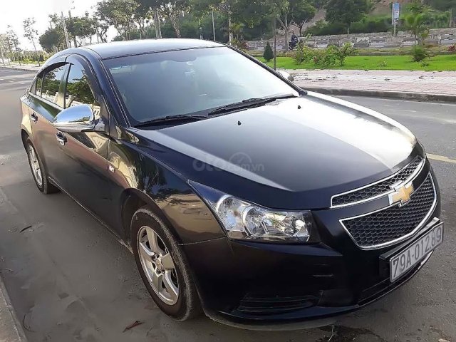 Bán Chevrolet Cruze đời 2011, màu đen, xe gia đình, 310 triệu