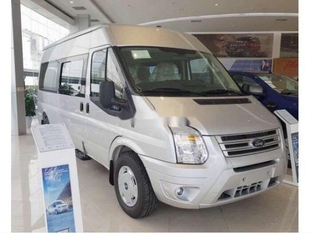 Bán xe Ford Transit năm sản xuất 2019, màu bạc