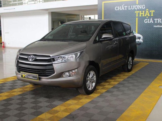 Cần bán Toyota Innova năm sản xuất 2019, nội thất nỉ cao cấp