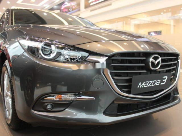 Bán Mazda 3 năm sản xuất 2019, màu xám, mới hoàn toàn