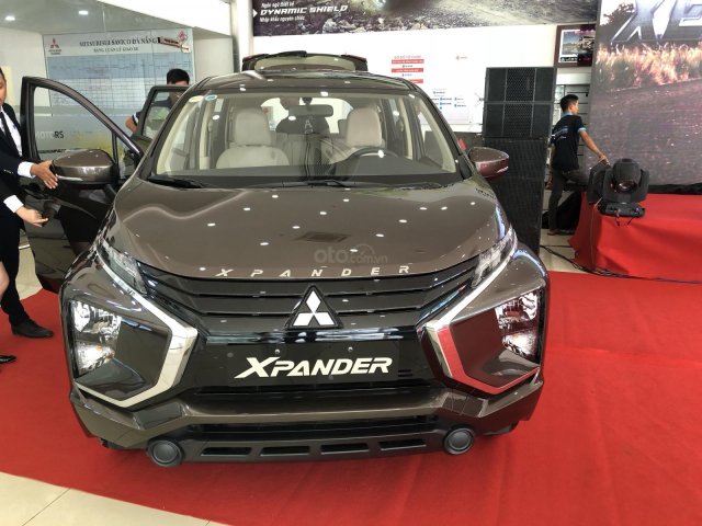 Bán Mitsubishi Xpander sản xuất 2019, màu nâu, xe nhập