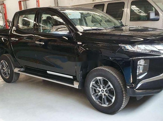 Bán Mitsubishi Triton năm sản xuất 2019, màu đen, nhập khẩu