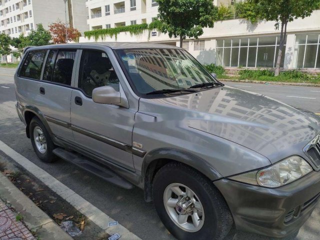 Cần bán Ssangyong Musso đời 2004, màu xám, nhập khẩu0