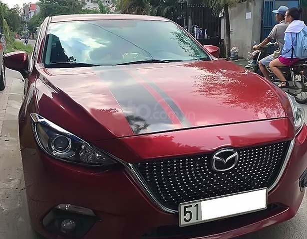 Bán xe Mazda 3 1.5 AT đời 2017, màu đỏ xe gia đình, 566tr