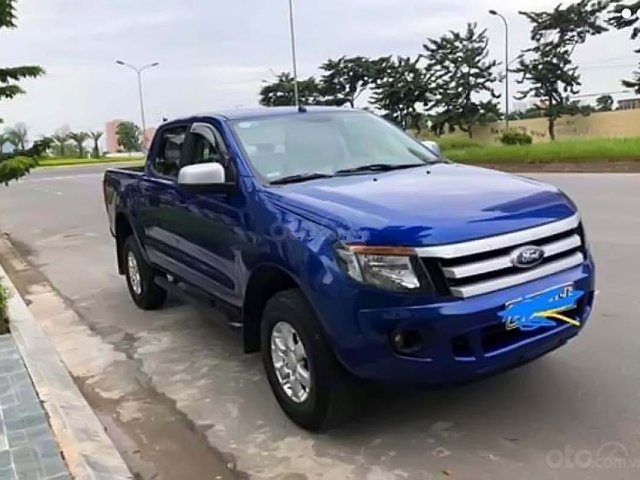 Cần bán Ford Ranger 2014, màu xanh lam, nhập khẩu đẹp như mới giá cạnh tranh0