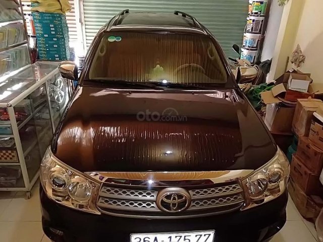 Bán Toyota Fortuner đời 2010, màu đen, giá chỉ 580 triệu0