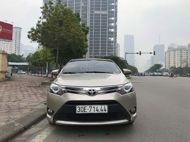 Bán xe cũ Toyota Vios đời 2017, màu vàng0