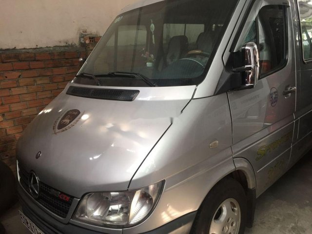 Cần bán Mercedes Sprinter 2010, còn mới