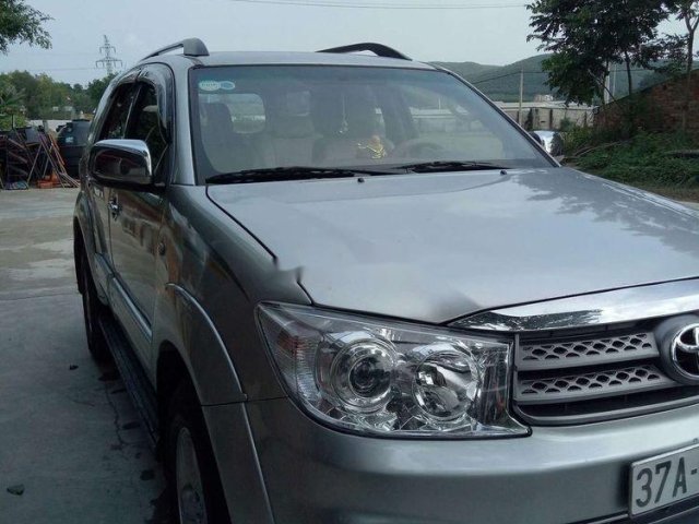 Cần bán xe Toyota Fortuner đời 2010, xe nhập0