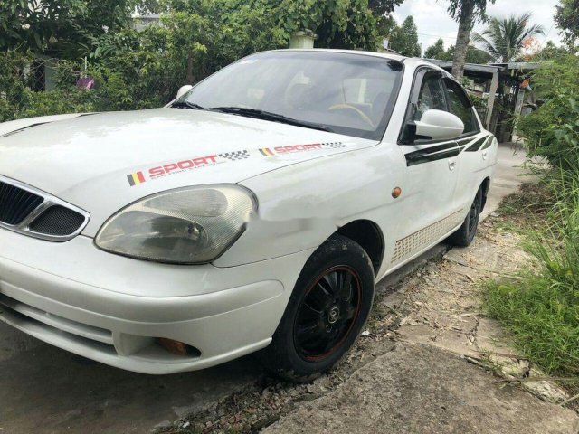 Bán Daewoo Nubira đời 2002, màu trắng, giá tốt0