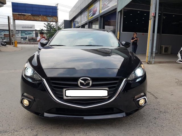 Bán Mazda 3 2016, màu đen còn mới
