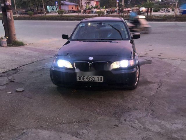 Cần bán xe BMW 3 Series năm sản xuất 2004, màu đen còn mới0