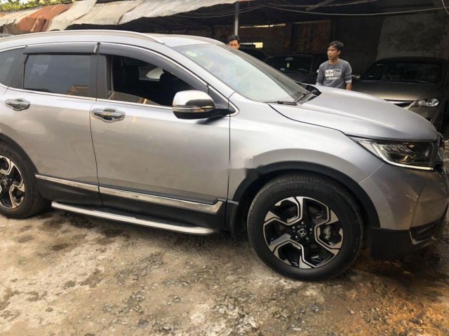 Bán Honda CR V đời 2019, màu bạc, nhập khẩu