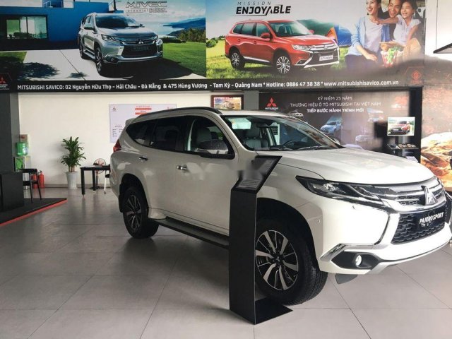 Bán Mitsubishi Pajero Sport năm 2019, màu trắng, xe nhập, mới hoàn toàn