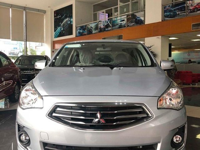 Cần bán xe Mitsubishi Attrage năm 2019, màu bạc, nhập khẩu