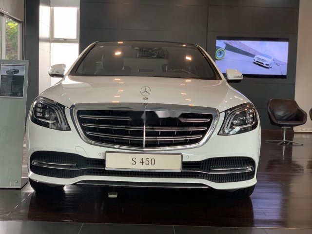 Bán xe sang Mercedes S450 2019, màu trắng, mới hoàn toàn0