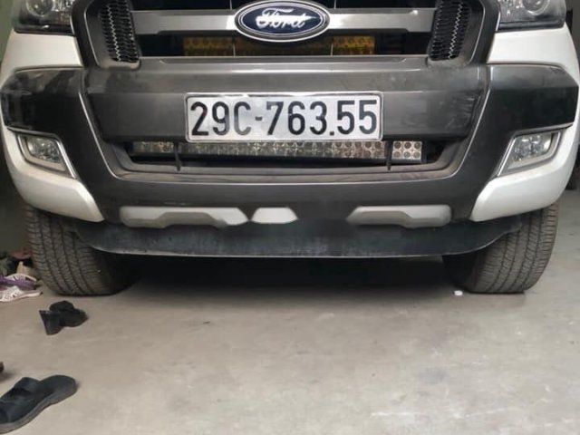 Cần bán gấp Ford Ranger sản xuất 2017, màu trắng, nhập khẩu nguyên chiếc còn mới, 675 triệu