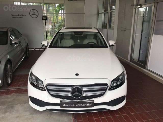 Mercedes-Benz E250 model 2019, như mới chỉ đóng thuế 2% là lăn bánh, hotline: 0908299829