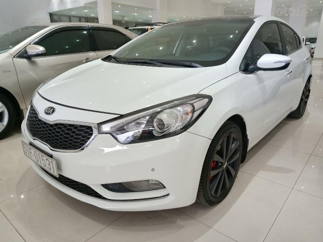 Xe Kia K3 2.0 sản xuất 2014, màu trắng giá 490 triệu