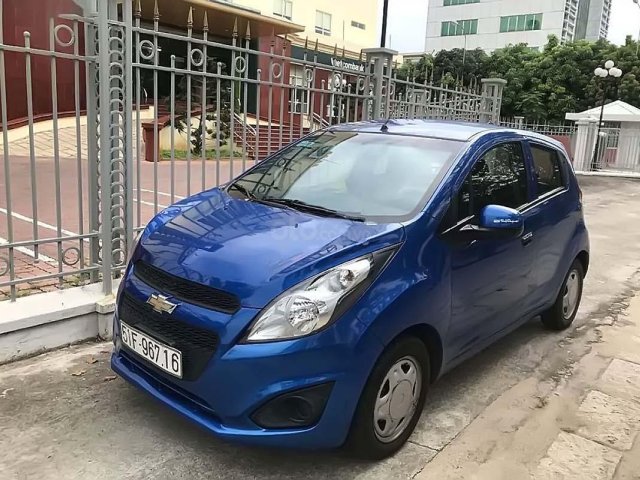 Bán Chevrolet Spark đời 2016, màu xanh lam xe nguyên bản0