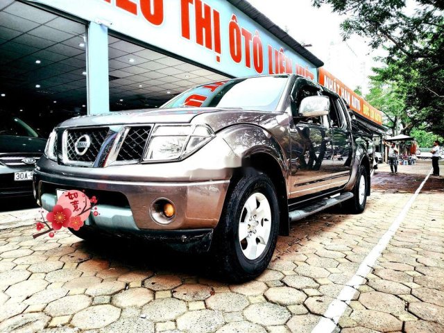 Bán Nissan Navara năm sản xuất 2014, màu nâu, nhập khẩu, số sàn 2 cầu máy dầu0