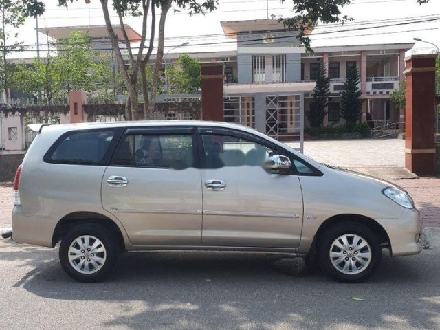 Toyota Innova 2011 GRS