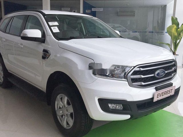 Bán Ford Everest đời 2019, màu trắng, xe nhập, mới hoàn toàn