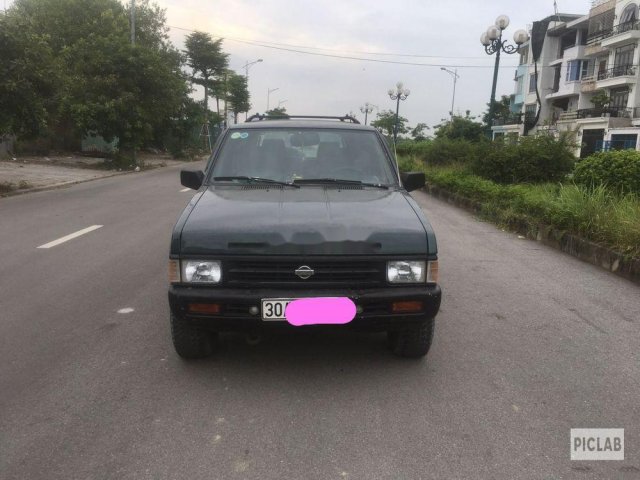 Bán xe Nissan Pathfinder 1992 số sàn, giá chỉ 110 triệu