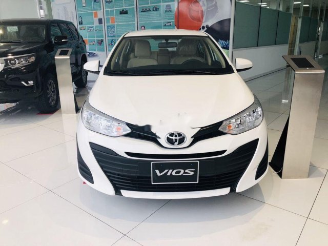 Bán xe Toyota Vios 1.5E MT sản xuất 2019, xe giá thấp, giao nhanh toàn quốc