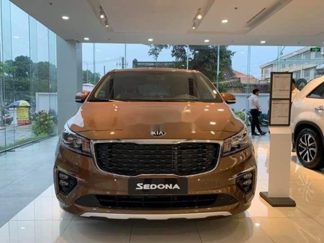 Bán xe Kia Sedona 2.2DAT Deluxe đời 2019, xe giá thấp, giao nhanh toàn quốc