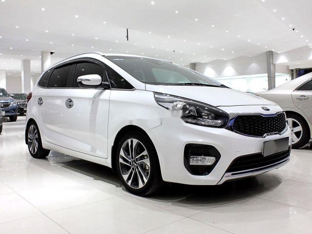 Bán Kia Rondo đời 2018, xe chính chủ sử dụng, còn mới giá cực ưu đãi