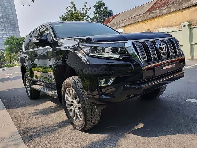 Cần bán lại xe Toyota Prado 2018, xe nhập chính hãng0