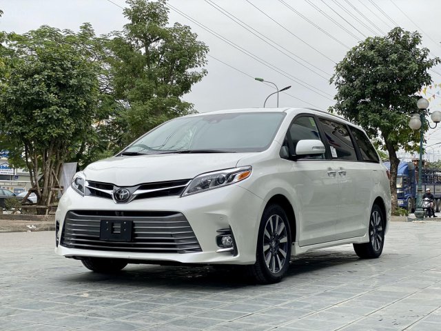 Cần bán Toyota Sienna Limited model 2020, màu trắng, nhập Mỹ mới 100%0