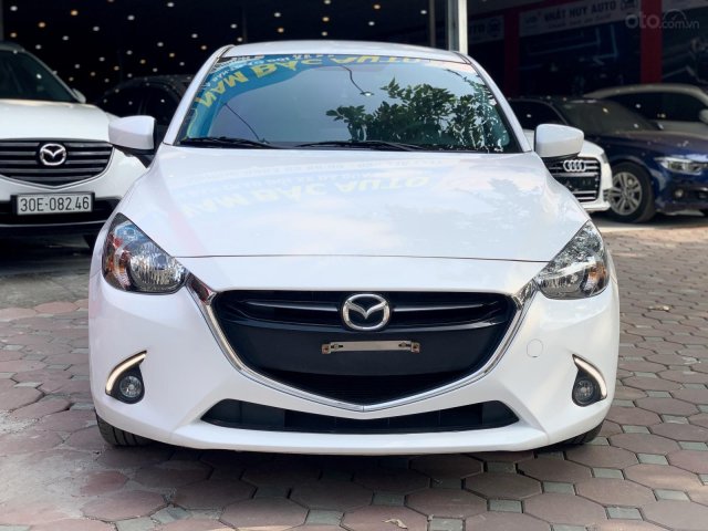 Bán Mazda 2 1.5L Sedan sản xuất năm 2018, màu trắng0