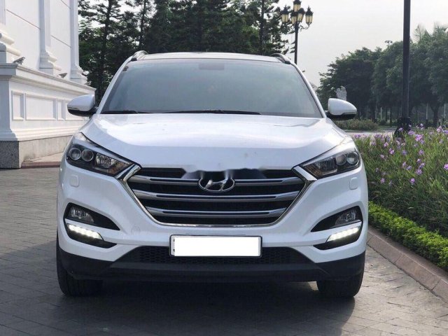 Bán Hyundai Tucson 2016, màu trắng, nhập khẩu nguyên chiếc còn mới