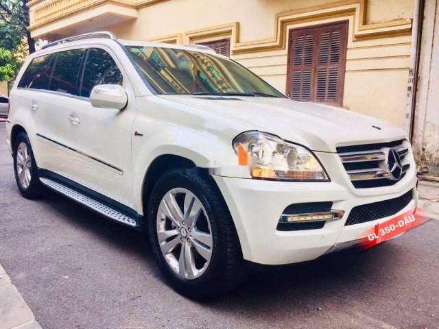 Bán Mercedes GL Class sx 2011, màu trắng, nhập khẩu còn mới