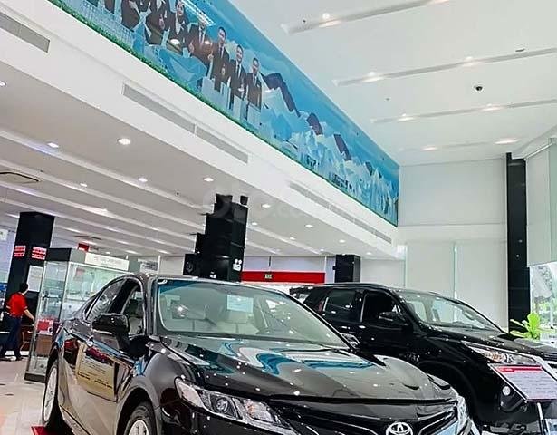 Bán xe Toyota Camry 2.5Q đời 2019, màu đen, nhập khẩu Thái Lan