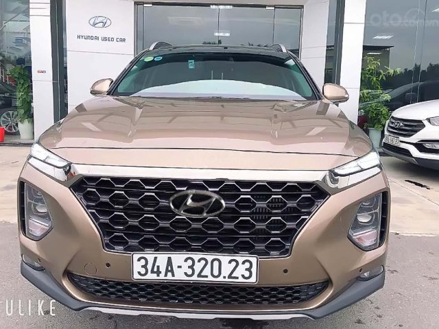 Cần bán xe Hyundai Santa Fe năm sản xuất 2019, màu nâu