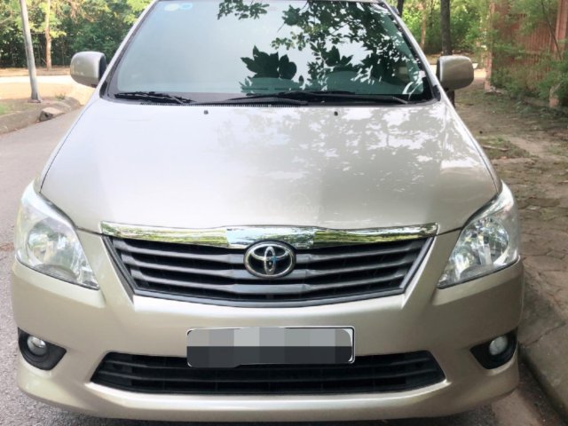 Bán Toyota Innova 2.0 E 2012, màu vàng, giá chỉ 355 triệu - liên hệ 0862326693