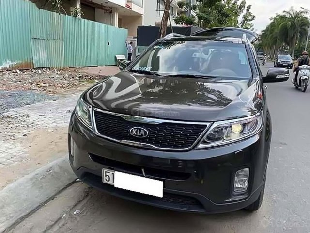 Bán Kia Sorento DATH năm 2017, màu nâu, xe gia đình, giá 825tr0