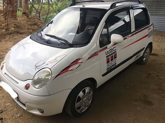 Cần bán Daewoo Matiz đời 2005, màu trắng, số sàn, giá chỉ 61 triệu