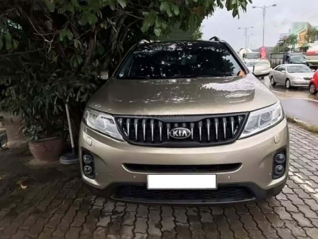 Bán Kia Sorento đời 2014, màu vàng, chính chủ0