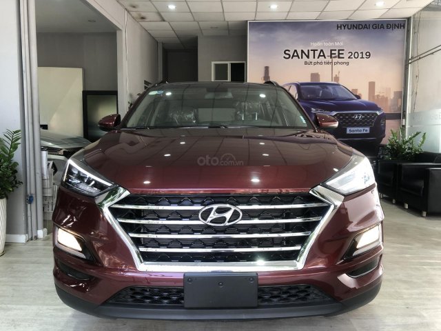 Bán xe Hyundai Tucson sản xuất 2019, màu đỏ, giá chỉ 779 triệu