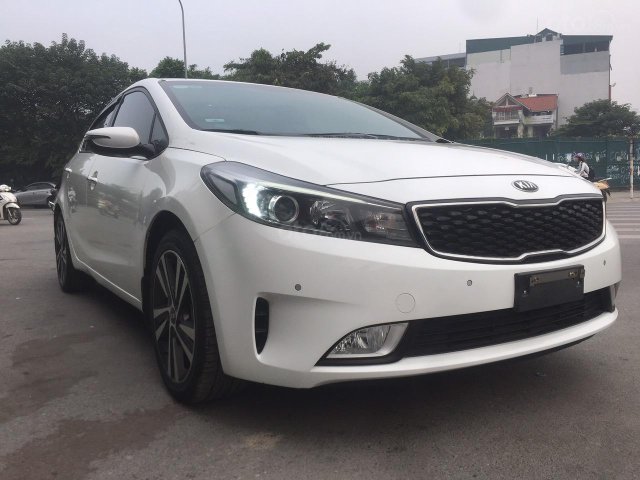 Kia Cerato 1.6AT sản xuất 2017, màu trắng, giá cạnh tranh0