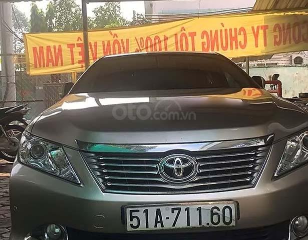 Bán ô tô Toyota Camry 2.5Q đời 2013 chính chủ0