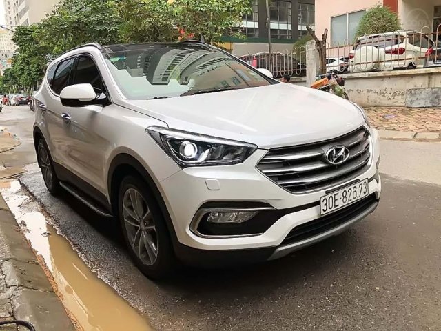 Bán xe Hyundai Santa Fe 2.4L 4WD năm 2018, màu trắng