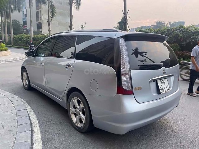 Bán Mitsubishi Grandis 2.4 AT sản xuất 2008, màu bạc, giá tốt