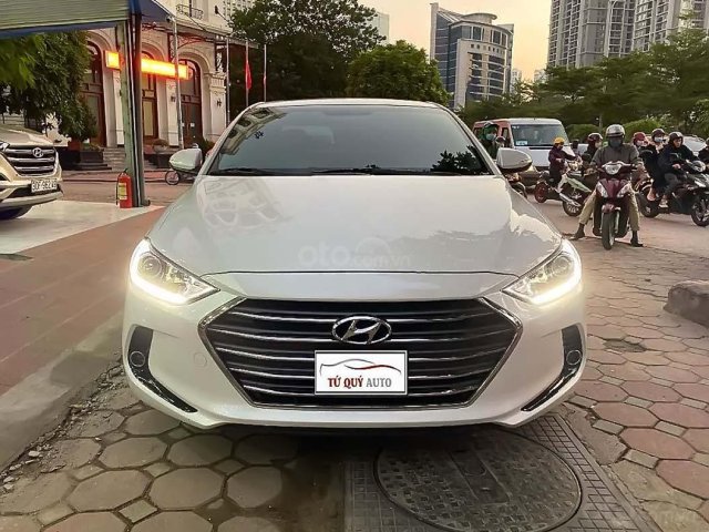 Bán Hyundai Elantra 1.6AT 2016, màu trắng giá cạnh tranh0