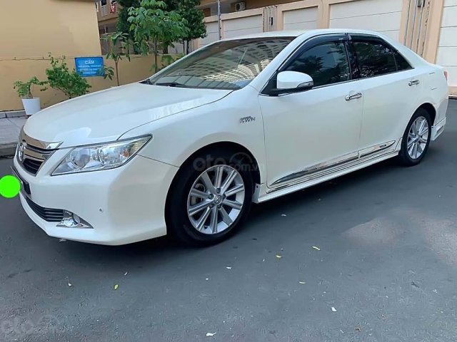 Bán xe Toyota Camry 2.5G 2013, màu trắng xe gia đình0