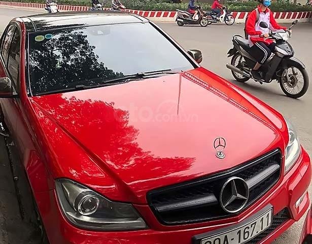 Cần bán gấp Mercedes C300 Plus AMG năm sản xuất 2013, màu đỏ0